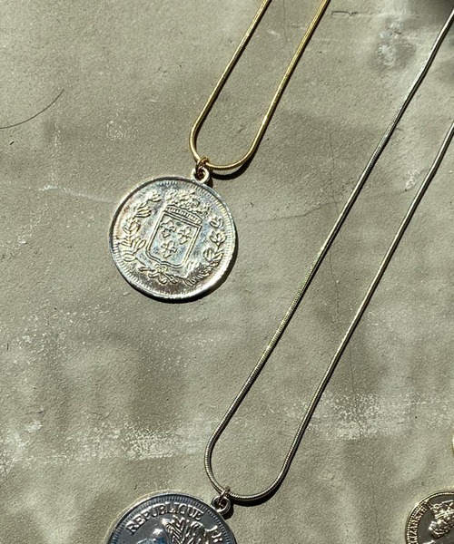 DouDou（ドゥドゥ）の「コインネックレス 大（ネックレス・レディース・シルバー/ゴールド・FREE）」の4枚目の写真