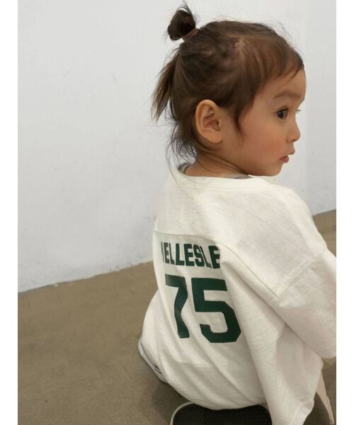 Ungrid（アングリッド）の「Kids バックナンバリングロゴTee（Tシャツ/カットソー・キッズ・オフホワイト/オレンジ/ブルー・100/120）」の7枚目の写真