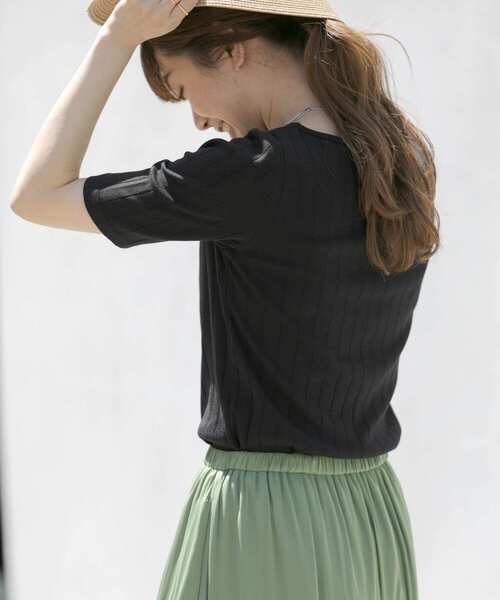 URBAN RESEARCH Sonny Label（アーバンリサーチサニーレーベル）の「【WEB限定】汗ジミ防止UV5分袖Tシャツ（Tシャツ/カットソー・レディース・ベージュ系その他/ホワイト系その他/グリーン/ブラック・FREE）」の6枚目の写真