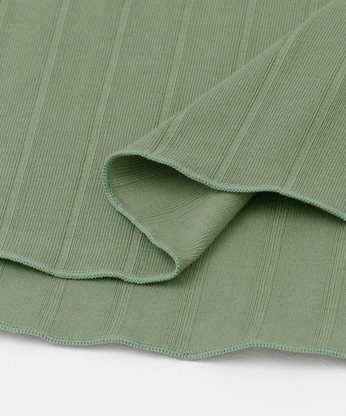 URBAN RESEARCH Sonny Label（アーバンリサーチサニーレーベル）の「【WEB限定】汗ジミ防止UV5分袖Tシャツ（Tシャツ/カットソー・レディース・ベージュ系その他/ホワイト系その他/グリーン/ブラック・FREE）」の12枚目の写真