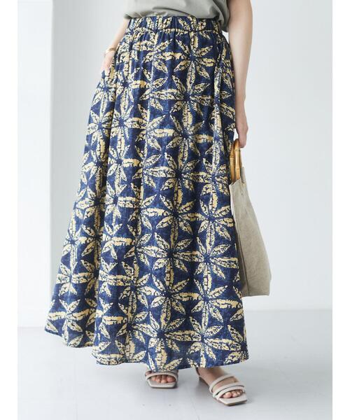 Green Parks(グリーンパークス)の「Iインドプリントギャザースカート*(スカート・レディース・ブラック/ネイビー/レッド・FREE)」の1枚目の写真