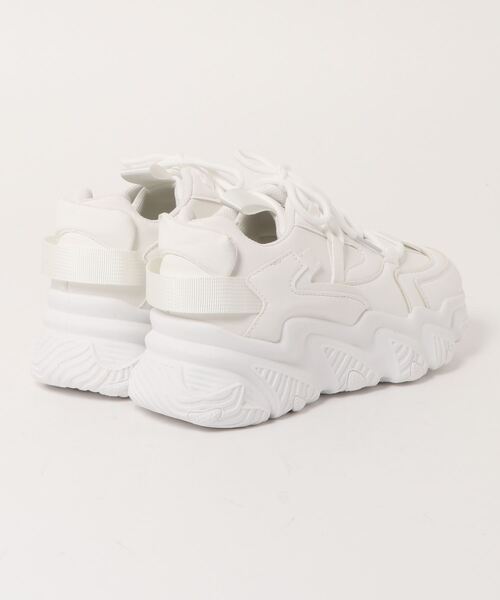 Shoes in Closet(シューズインクローゼット)の「軽量厚底 ボリュームソール レースアップスニーカー 07(スニーカー・レディース・ベージュ/ホワイト/ブラック・M/L/S/LL/3L/XS)」の8枚目の写真