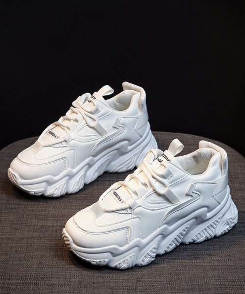 Shoes in Closet(シューズインクローゼット)の「軽量厚底 ボリュームソール レースアップスニーカー 07(スニーカー・レディース・ベージュ/ホワイト/ブラック・M/L/S/LL/3L/XS)」の5枚目の写真