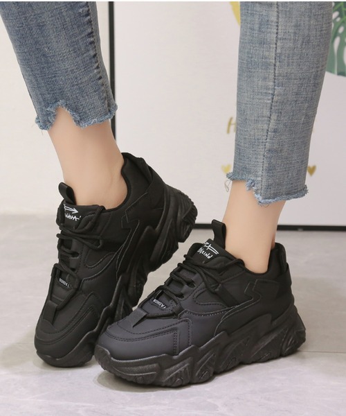 Shoes in Closet(シューズインクローゼット)の「軽量厚底 ボリュームソール レースアップスニーカー 07(スニーカー・レディース・ベージュ/ホワイト/ブラック・M/L/S/LL/3L/XS)」の17枚目の写真