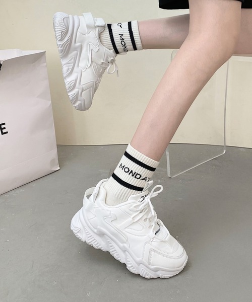 Shoes in Closet（シューズインクローゼット）の「軽量厚底 ボリュームソール レースアップスニーカー 07（スニーカー・レディース・ベージュ/ホワイト/ブラック・M/L/S/LL/3L/XS）」の14枚目の写真