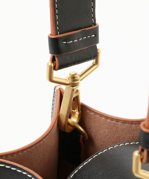 Demi-Luxe BEAMS（デミルクス ビームス）の「LOEUVRE / 別注 レザー 2WAY バケツバッグ（ショルダーバッグ・レディース・ブラック・ONE SIZE）」の9枚目の写真