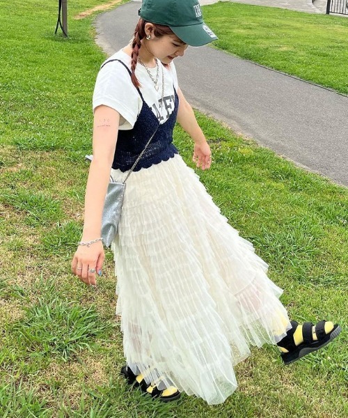 andme（アンドミー）の「コットン天竺ロゴプリントフレンチスリーブTシャツ（Tシャツ/カットソー・レディース・チャコールグレー/オフホワイト/グリーン/ブルー/ブラック/ピンク/モカ/ホワイト×ピンク/ホワイト×グリーン/ホワイト×レッド/ホワイト×パープル/ホワイト×イエロー・M）」の22枚目の写真