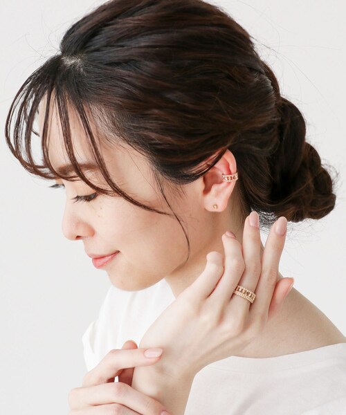 COCOSHNIK(ココシュニック)の「K18ランダムカット スタッドピアス(ピアス(両耳用)・レディース・ホワイト系その他7・00)」の3枚目の写真