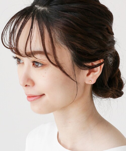 COCOSHNIK(ココシュニック)の「K18ランダムカット スタッドピアス(ピアス(両耳用)・レディース・ホワイト系その他7・00)」の8枚目の写真