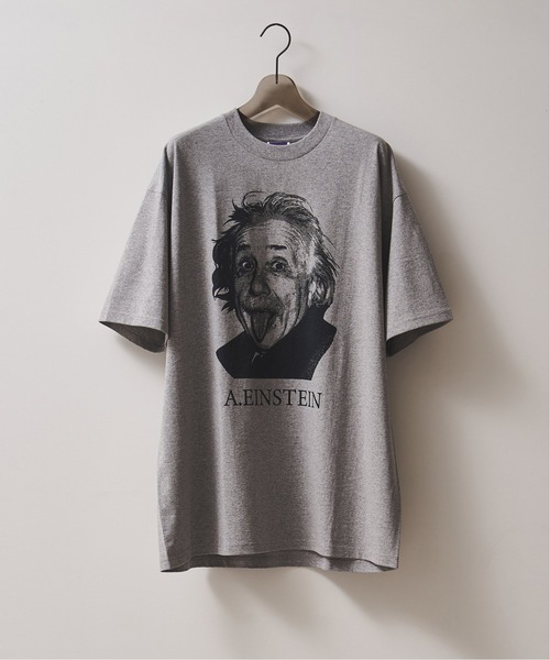 EDIFICE(エディフィス)の「【EINSTEIN / アインシュタイン】 signeture Tシャツ(Tシャツ/カットソー・メンズ・ホワイト/ライトグレー・MEDIUM/LARGE)」の2枚目の写真