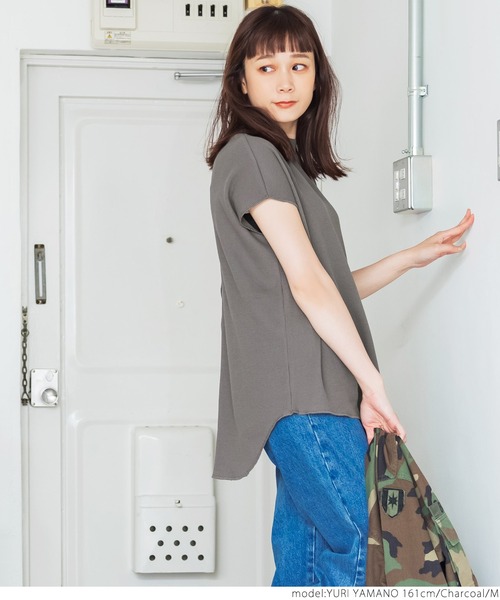 coca(coca)(コカ)の「前後2WAYラフワッフルボタントップス(Tシャツ/カットソー・レディース・チャコールグレー/ブラック・M/L)」の4枚目の写真