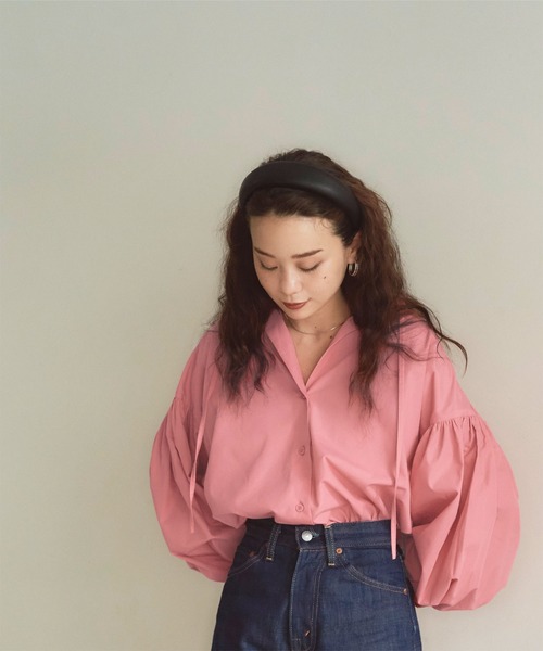 titivate(ティティベイト)の「ボリュームスリーブカフタンシャツブラウス(シャツ/ブラウス・レディース・ピンク/ベージュ/ブラック/ブルー・M/S)」の16枚目の写真