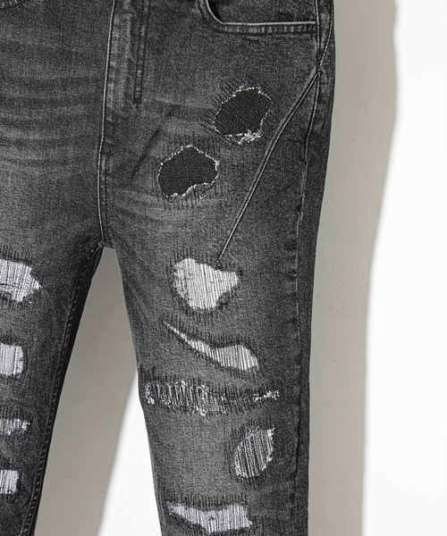 STUDIOUS SELECT（ステュディオスセレクト）の「【NUMBER(N)INE】別注クラッシュスキニーデニムパンツ（デニムパンツ・メンズ・ブラック/インディゴブルー・3/1/2）」の18枚目の写真