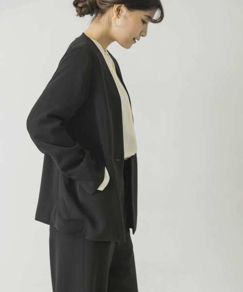 URBAN RESEARCH（アーバンリサーチ）の「LA MAISON　ノーカラージャケット（テーラードジャケット・レディース・ブラック/ブラウン・-）」の20枚目の写真