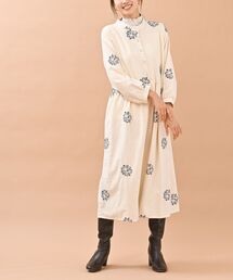 サークル刺繍ワンピース