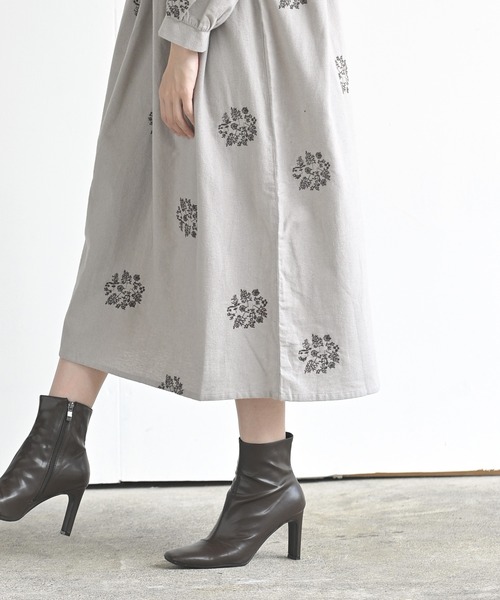 rps（アールピーエス）の「サークル刺繍ワンピース（ワンピース・レディース・アイボリー/チャコールグレー/グレイッシュベージュ/カーキ・M）」の14枚目の写真