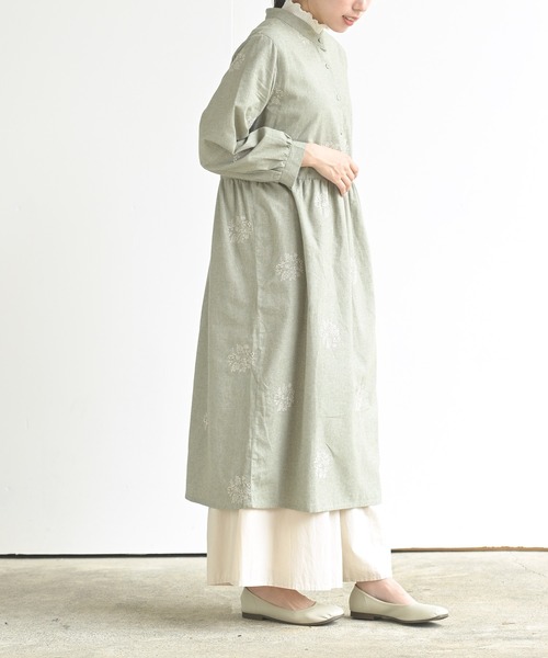 rps（アールピーエス）の「サークル刺繍ワンピース（ワンピース・レディース・アイボリー/チャコールグレー/グレイッシュベージュ/カーキ・M）」の11枚目の写真