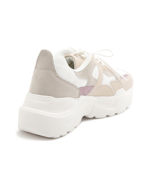 NATURAL BEAUTY BASIC(ナチュラルビューティーベーシック)の「ダッドソールスニーカー(スニーカー・レディース・ホワイト/ベージュ・LARGE/MEDIUM/SMALL)」の11枚目の写真