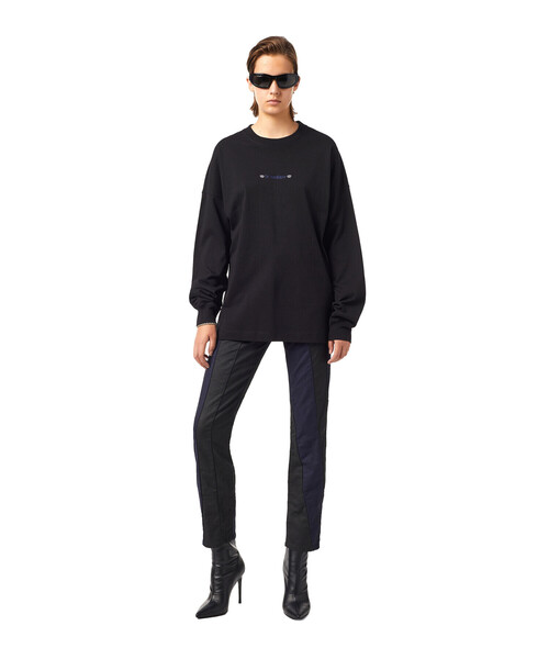 DIESEL（ディーゼル）の「レディース サステナブル Tシャツ エンブロイダリー リラックスフィット バックプリント（Tシャツ/カットソー・レディース・ホワイト/ブラック・MEDIUM/SMALL/LARGE/X-SMALL）」の8枚目の写真