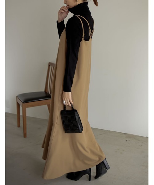 Re:EDIT（リエディ）の「ポンチティアードダブルストラップキャミワンピース（ワンピース・レディース・ブラック/ベージュ/モカ・SHORT/LARGE/MEDIUM）」の3枚目の写真