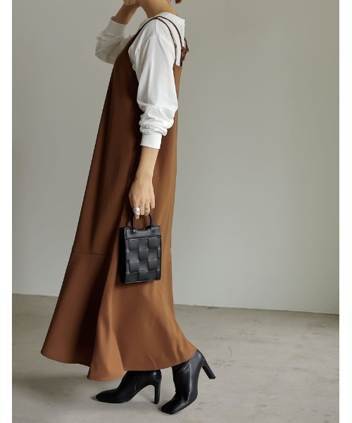 Re:EDIT（リエディ）の「ポンチティアードダブルストラップキャミワンピース（ワンピース・レディース・ブラック/ベージュ/モカ・SHORT/LARGE/MEDIUM）」の10枚目の写真