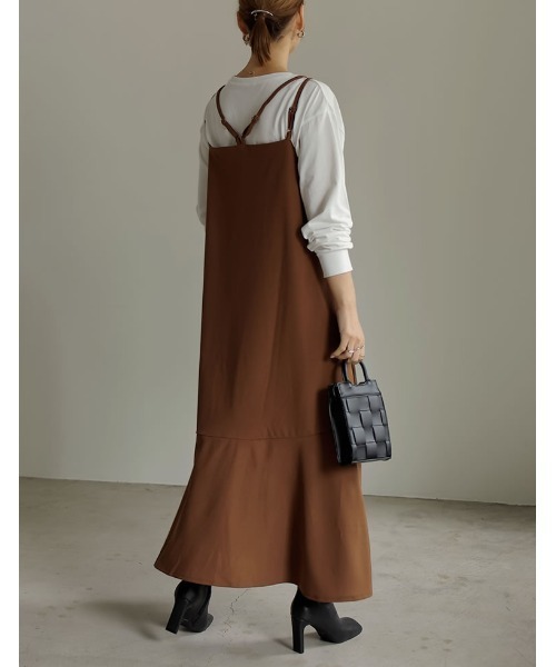 Re:EDIT（リエディ）の「ポンチティアードダブルストラップキャミワンピース（ワンピース・レディース・ブラック/ベージュ/モカ・SHORT/LARGE/MEDIUM）」の4枚目の写真