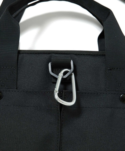 ADAM ET ROPE'(アダムエロペ)の「【ROUTINE】ドキュメントケース/タブレットケース/多機能/UNISEX(ビジネスバッグ・メンズ・ブラック/チャコールグレー・FREE)」の9枚目の写真