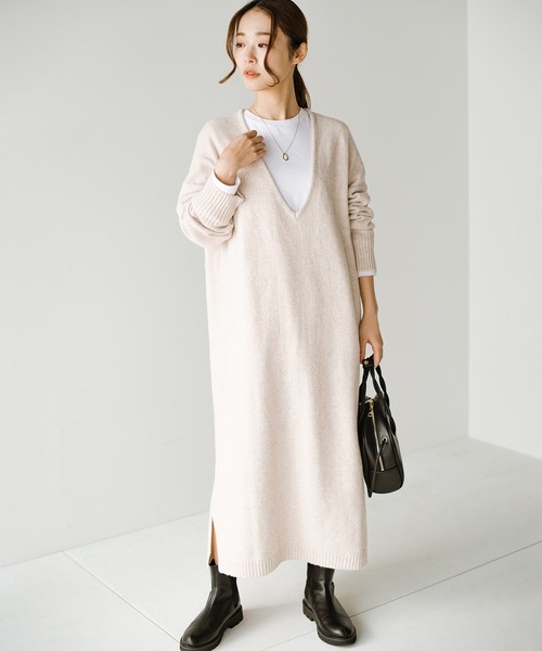 haco!(ハコ)の「ゆるVネックが今っぽかわいい!重ね着に便利なビッグビッグニットワンピース(ワンピース・レディース・ブラック/アイボリー・SMALL/MEDIUM/LARGE/X-LARGE)」の18枚目の写真