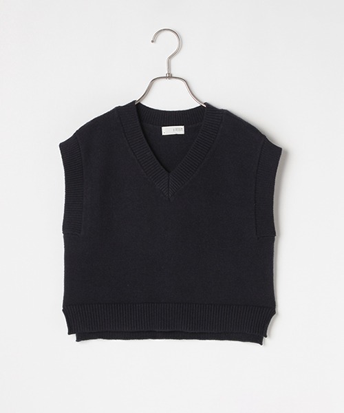 b・ROOM（ビールーム）の「ニットベスト（ニット/セーター・キッズ・アイボリー/キャメル/ネイビー・S/M/L）」の3枚目の写真