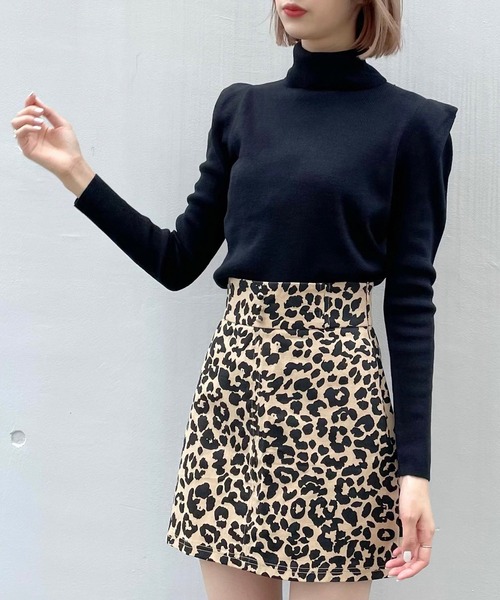 TITTY&CO.（ティティーアンドコー）の「【TITTY&CO.】カシミヤタッチタートル（ニット/セーター・レディース・ライトブルー/ブラック/オフホワイト/ピンク・FREE）」の6枚目の写真