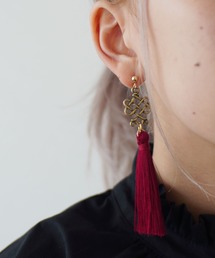 タッセル ピアス