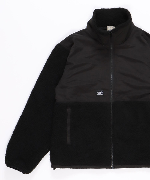 The Endless Summer(エンドレスサマー)の「【WEB / FLAG SHOP限定】TES BOA FLEECE JKT / ボアフリースジャケット / オーバーサイズ・ビッグシルエット(ブルゾン・メンズ・ブラック/ブラウン・X-LARGE/LARGE/MEDIUM)」の2枚目の写真