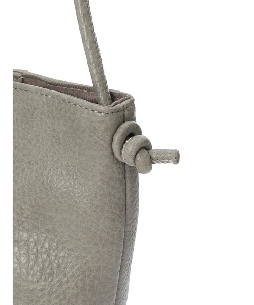 Green　Parks（グリーンパークス）の「・クリテラウンドミニショルダーバッグ＊（ショルダーバッグ・レディース・ブラック/グレー/シルバー・FREE）」の18枚目の写真