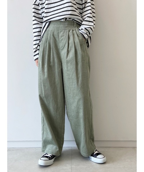 Samansa Mos2 blue（サマンサモスモスブルー）の「コーデュロイタックパンツ（その他パンツ・レディース・ミント/モカ/チャコール/キナリ・ﾌﾘ-）」の4枚目の写真