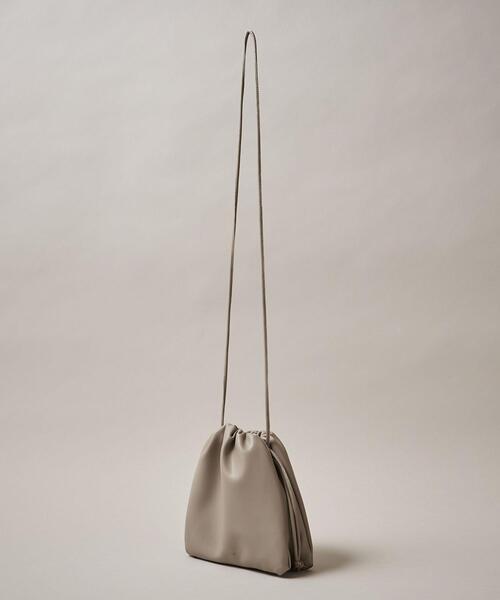 ESLOW(エスロー)の「【一部別注】<ESLOW(エスロー)>DRAWSTRING BAG(ショルダーバッグ・レディース・イエロー/グレー/ケリー/ダークブラウン/ブラック・FREE)」の6枚目の写真
