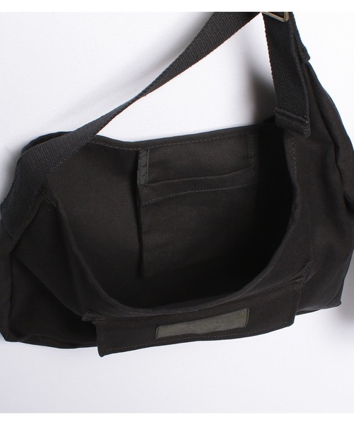 JUGLANS(ユグランス)の「WILDERNESS EXPERIENCE Storage BAG Vest 812800(WD22SS-38)(ベスト・メンズ・ブラック/ベージュ/ネイビー・FREE)」の7枚目の写真