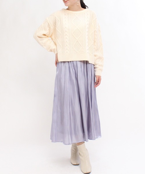 TRUDEA（トルディア）の「シャイニーロングスカート（スカート・レディース・ピンク/ライトグレー/ラベンダー/グレイッシュベージュ・MEDIUM）」の15枚目の写真