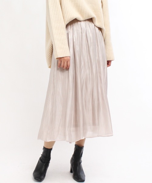 TRUDEA（トルディア）の「シャイニーロングスカート（スカート・レディース・ピンク/ライトグレー/ラベンダー/グレイッシュベージュ・MEDIUM）」の21枚目の写真