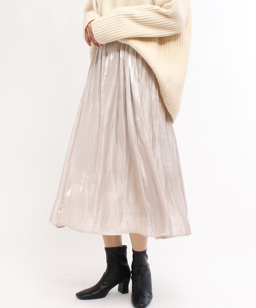 TRUDEA（トルディア）の「シャイニーロングスカート（スカート・レディース・ピンク/ライトグレー/ラベンダー/グレイッシュベージュ・MEDIUM）」の18枚目の写真