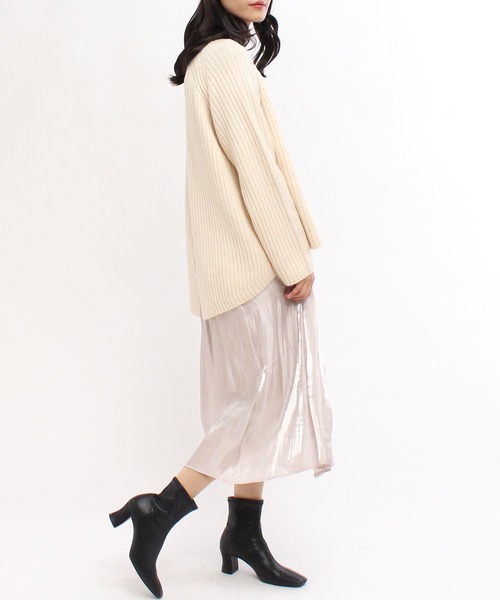 TRUDEA（トルディア）の「シャイニーロングスカート（スカート・レディース・ピンク/ライトグレー/ラベンダー/グレイッシュベージュ・MEDIUM）」の20枚目の写真