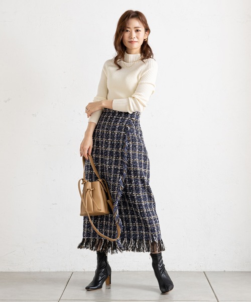 prose verse（プロズヴェール）の「ツイードチェックフリンジラップスカート（スカート・レディース・オフホワイト/ブルー・ﾌﾘ-）」の3枚目の写真