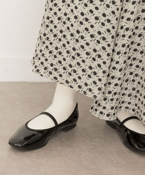 RODE SKO(ロデスコ)の「『MADE IN JAPAN』くったりストラップシューズ(バレエシューズ・レディース・ブラック/シルバー/ゴールド・38/36/37)」の7枚目の写真