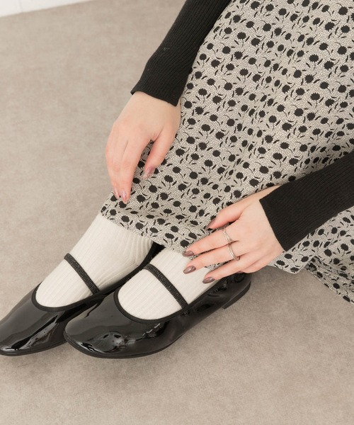 RODE SKO(ロデスコ)の「『MADE IN JAPAN』くったりストラップシューズ(バレエシューズ・レディース・ブラック/シルバー/ゴールド・38/36/37)」の12枚目の写真