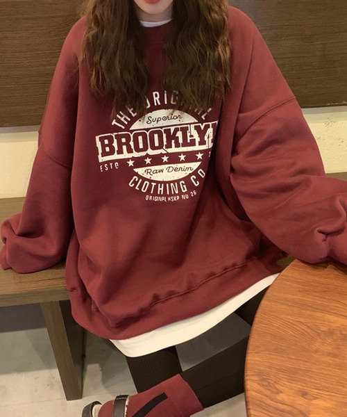 Girly Doll（ガーリードール）の「カレッジロゴスウェット（スウェット・レディース・ライトグレー/ダークグレー/ボルドー/アイボリー・M/L）」の4枚目の写真