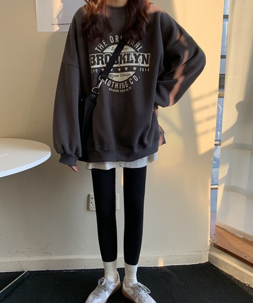 Girly Doll（ガーリードール）の「カレッジロゴスウェット（スウェット・レディース・ライトグレー/ダークグレー/ボルドー/アイボリー・M/L）」の14枚目の写真