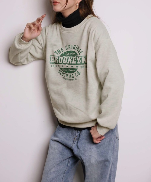 Girly Doll（ガーリードール）の「カレッジロゴスウェット（スウェット・レディース・ライトグレー/ダークグレー/ボルドー/アイボリー・M/L）」の6枚目の写真