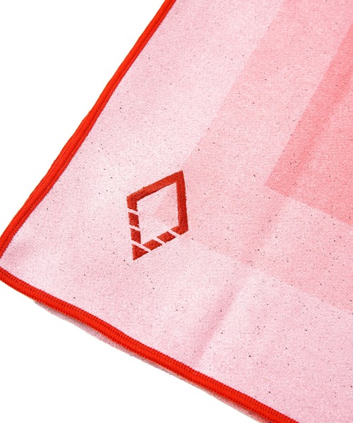 AMERICAN RAG CIE(アメリカンラグシー)の「NOMADIX TOWEL(タオル・レディース・ピンク/チャコール・FREE)」の6枚目の写真