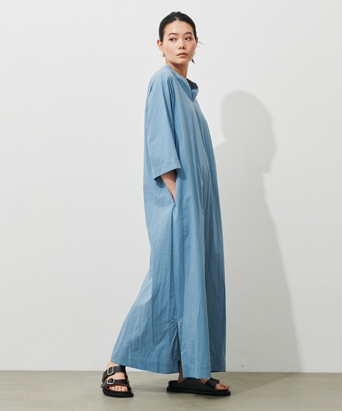 N.O.R.C by the line(ノークバイザライン)の「ナイロンストレッチキーネックワンピース(ワンピース・レディース・ブラック/ブルー/ダークグレー/カーキ/ベージュ・M/S/L)」の5枚目の写真