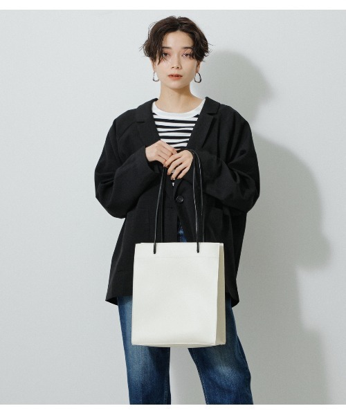 AZUL by moussy(アズールバイマウジー)の「NARROW HANDLE SHOPPER BAG /ナローハンドルショッパーバッグ(ショルダーバッグ・レディース・ブラック/アイボリー・FREE)」の20枚目の写真