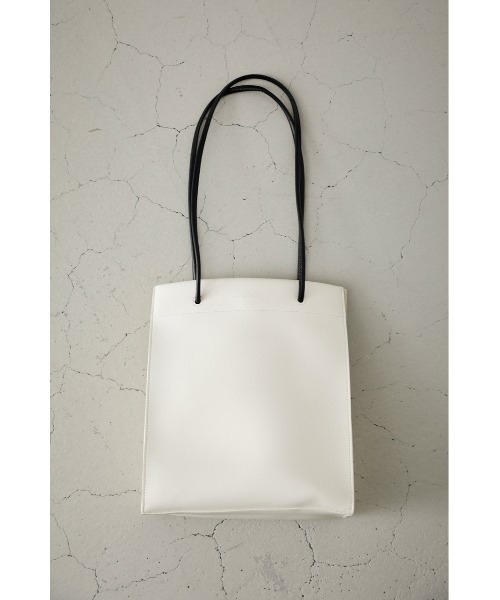 AZUL by moussy(アズールバイマウジー)の「NARROW HANDLE SHOPPER BAG /ナローハンドルショッパーバッグ(ショルダーバッグ・レディース・ブラック/アイボリー・FREE)」の21枚目の写真